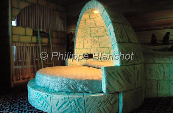 canada alberta 32.JPG - Igloo roomFantasyland HotelEdmonton MallEdmontonAlbertaCanada